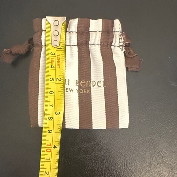 Henri Bendel Signature Accessory Bags - Picture 5 of 6